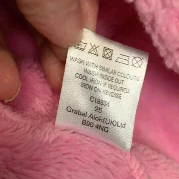 Store Twenty One fuzzy house coat with hood, attached belt, elasticized back - Picture 6 of 6